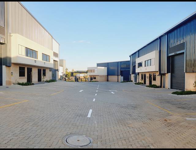 558.60M² WAREHOUSE TO LET IN SAMRAND BUSINESS PARK